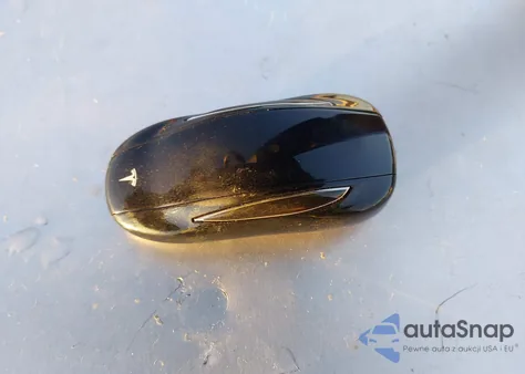 2019 Tesla Model X from USA, damaged, VIN 5YJXCAE29KF186356